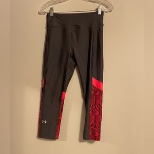 Women’s Under Armour Capris Leggings Small